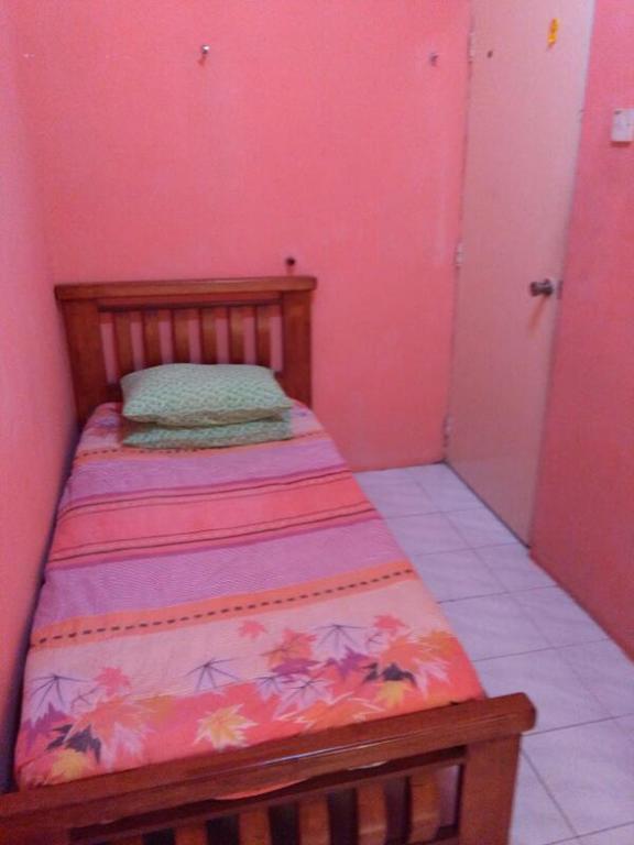 Deenaz Utara Homestay Алор Сетар Екстериор снимка