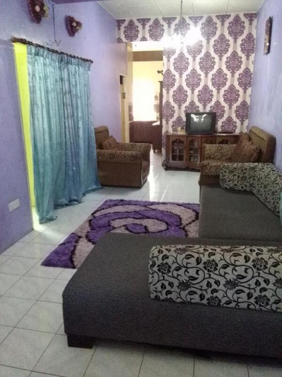 Deenaz Utara Homestay Алор Сетар Екстериор снимка